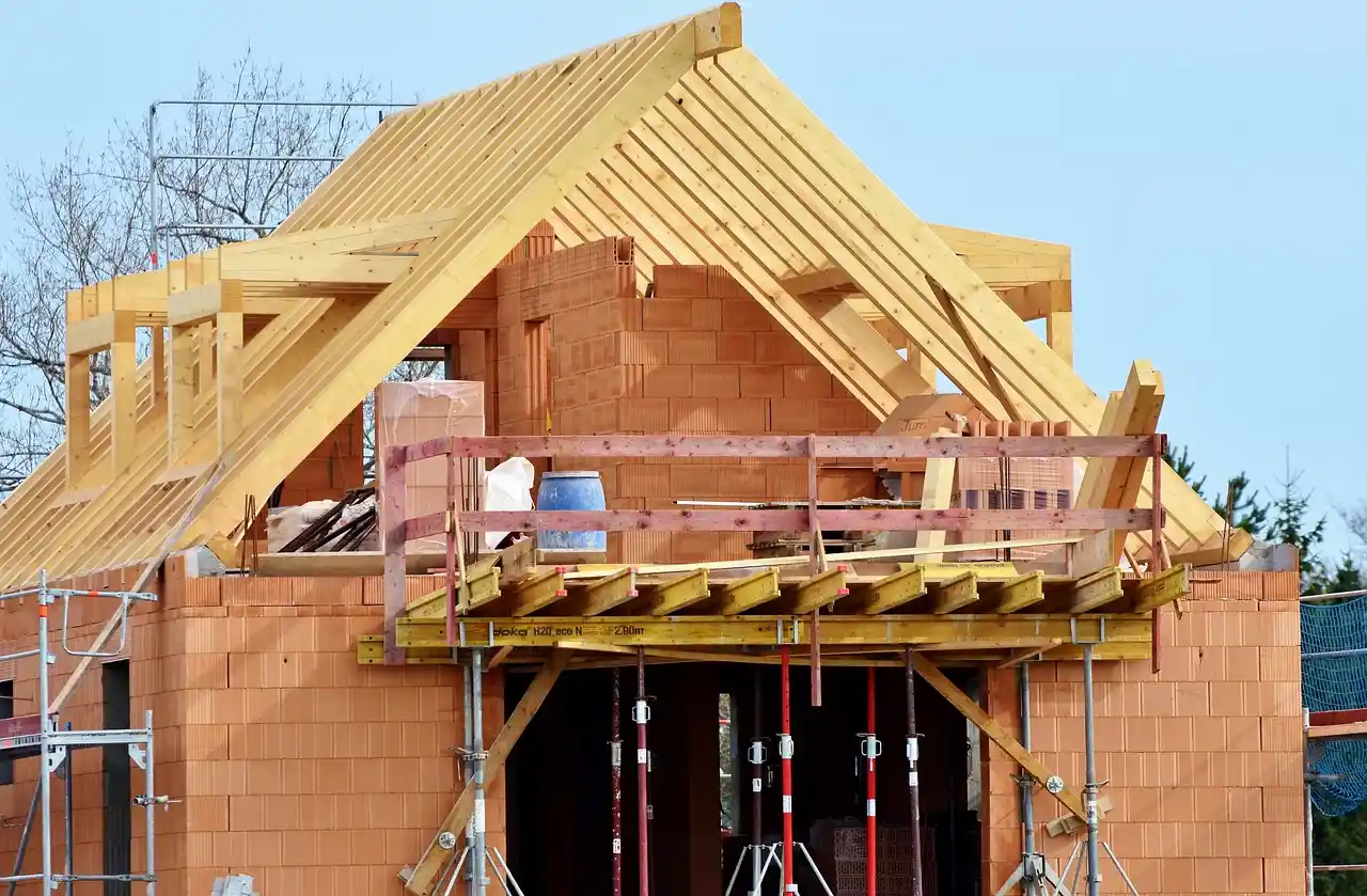 housebuilding-3370969_1280